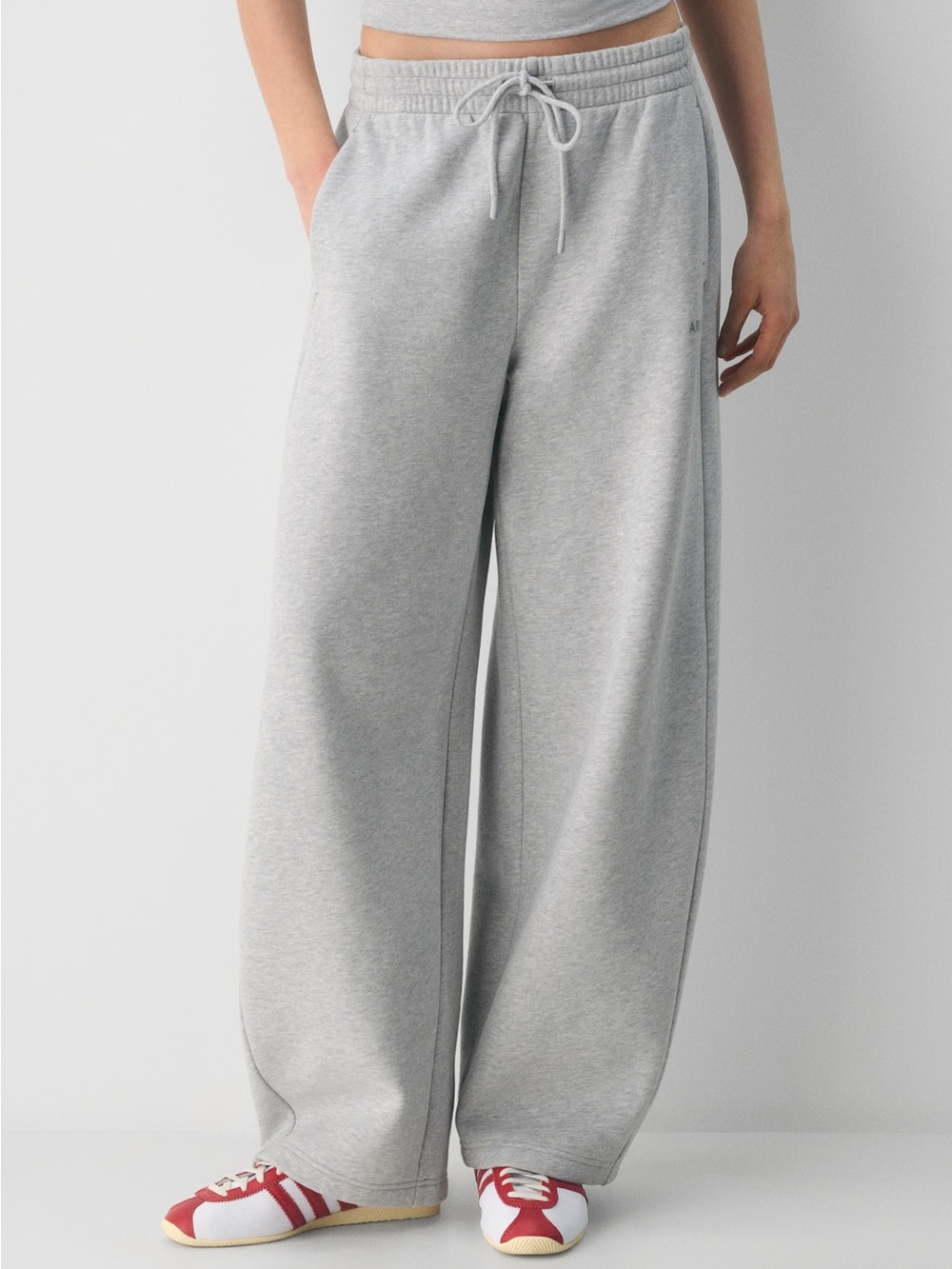Aritzia Horseshoe Sweatpants